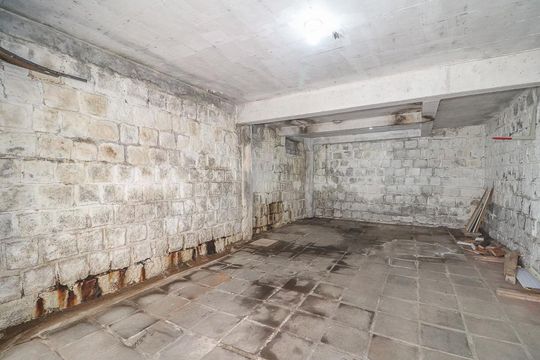 Garagem de casa à venda com 3 quartos, 150m² em Chácara das Pedras, Porto Alegre