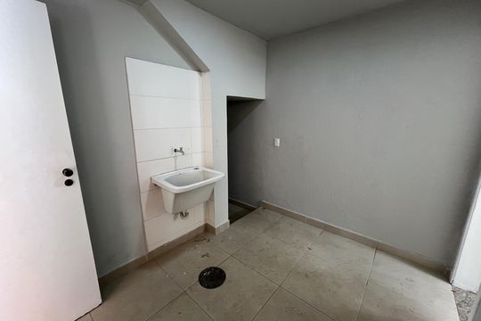 Área de Serviço de casa à venda com 7 quartos, 565m² em Jardim Guanabara, Rio de Janeiro