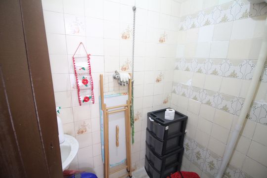 Banheiro 2 de casa à venda com 2 quartos, 360m² em Jardim Bandeirantes, Contagem