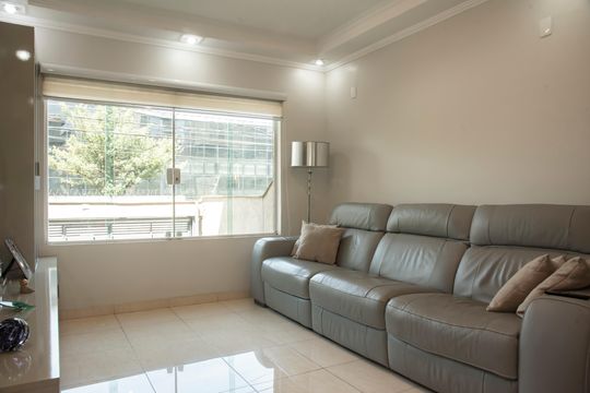 Sala de casa à venda com 3 quartos, 155m² em Vila da Saúde, São Paulo
