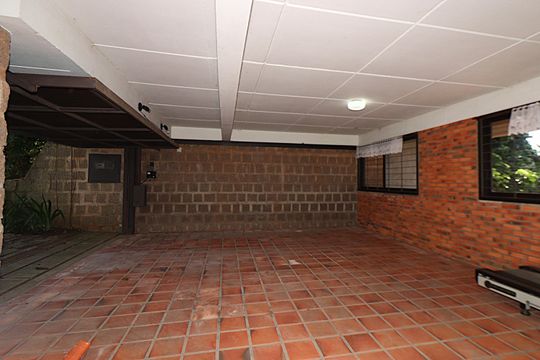 Área comum de casa para alugar com 5 quartos, 338m² em Jardim Lindóia, Porto Alegre