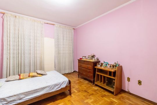Suíte de casa para alugar com 3 quartos, 250m² em Jardim Maria Helena, Guarulhos