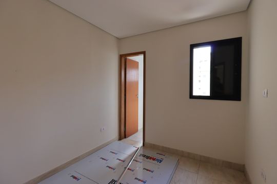 Suíte 2 de apartamento à venda com 2 quartos, 90m² em Vila Humaita, Santo André