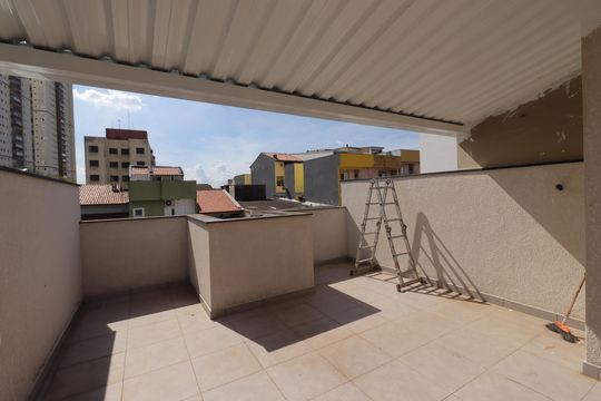 Quintal de apartamento à venda com 2 quartos, 90m² em Vila Humaita, Santo André