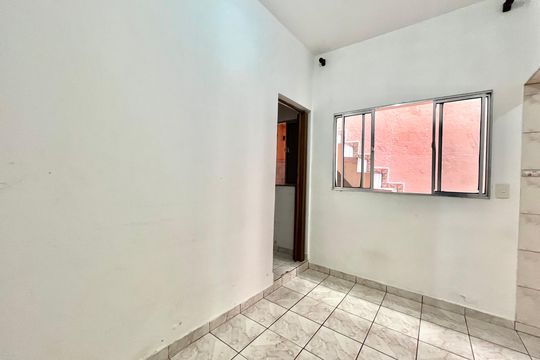 Edícula de casa à venda com 4 quartos, 100m² em Americanópolis, São Paulo