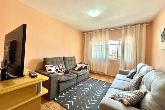 Casa à venda com 4 quartos, 100m² em Americanópolis, São Paulo