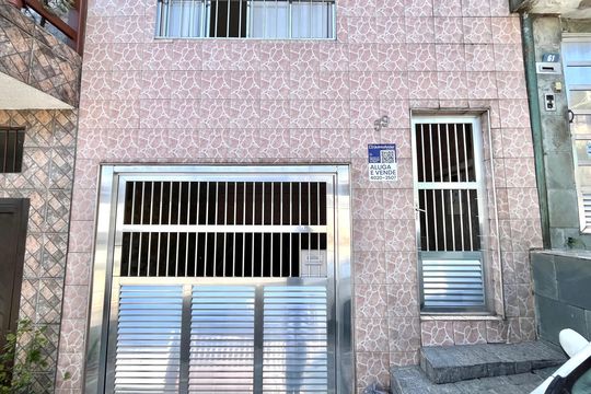 Fachada de casa à venda com 4 quartos, 100m² em Americanópolis, São Paulo