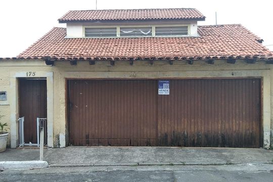 Fachada de casa à venda com 6 quartos, 316m² em Imirim, São Paulo