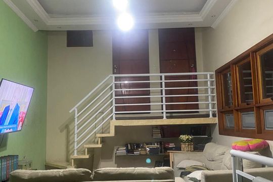Casa à venda com 7 quartos, 160m² em Bandeiras, Osasco