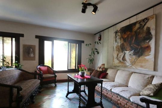 Casa à venda com 4 quartos, 355m² em Vila Sonia, São Paulo