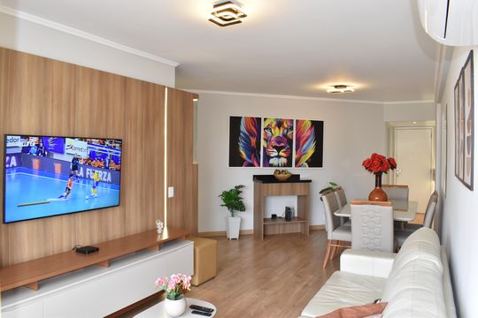 Apartamento para alugar com 3 quartos, 92m² em Centro, Curitiba