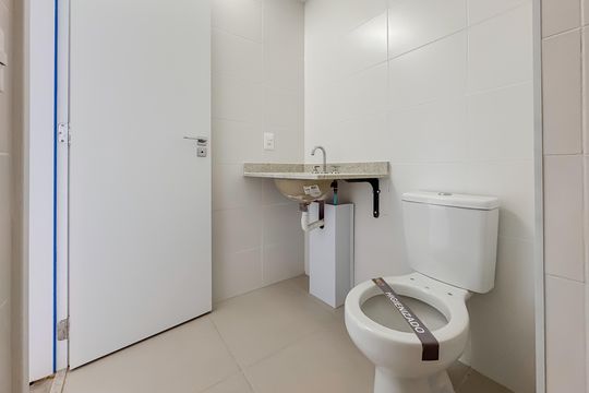 Banheiro de kitnet/studio à venda com 1 quarto, 25m² em Vila Mariana, São Paulo