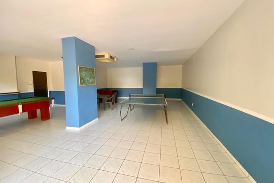 Área comum sala de jogos de apartamento para alugar com 2 quartos, 103m² em Leblon, Rio de Janeiro