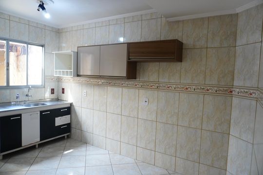 Cozinha de casa para alugar com 2 quartos, 79m² em Cidade Jardim Ii, Americana