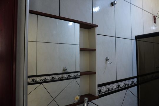 Banheiro de casa para alugar com 2 quartos, 79m² em Cidade Jardim Ii, Americana