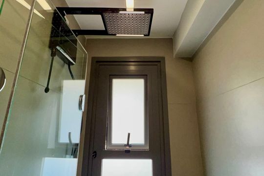 Banheiro de kitnet/studio para alugar com 1 quarto, 31m² em Cerqueira César, São Paulo