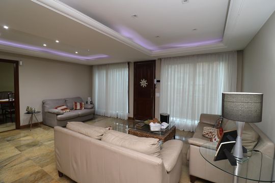 Casa à venda com 5 quartos, 450m² em Jardim Guanabara, Rio de Janeiro