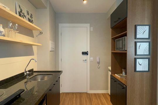 Cozinha de apartamento à venda com 1 quarto, 24m² em Pinheiros, São Paulo
