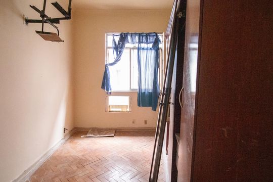 Quarto 1 de apartamento à venda com 1 quarto, 60m² em Praça da Bandeira, Rio de Janeiro