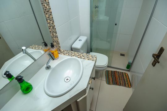 Banheiro Social de apartamento à venda com 3 quartos, 65m² em Castelo, Belo Horizonte