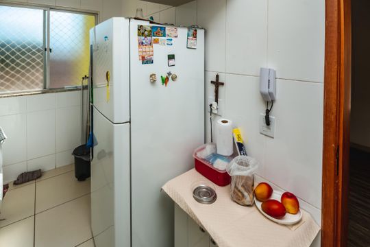 Cozinha de apartamento à venda com 3 quartos, 65m² em Castelo, Belo Horizonte