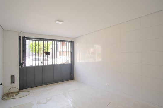 Garagem de casa para alugar com 3 quartos, 180m² em Vila Gomes Cardim, São Paulo