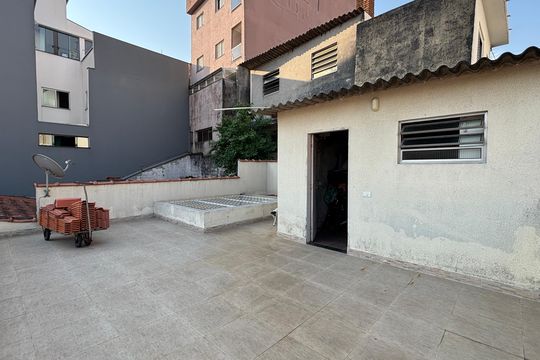 Quintal de casa à venda com 3 quartos, 191m² em Jardim Paraiso, Santo André