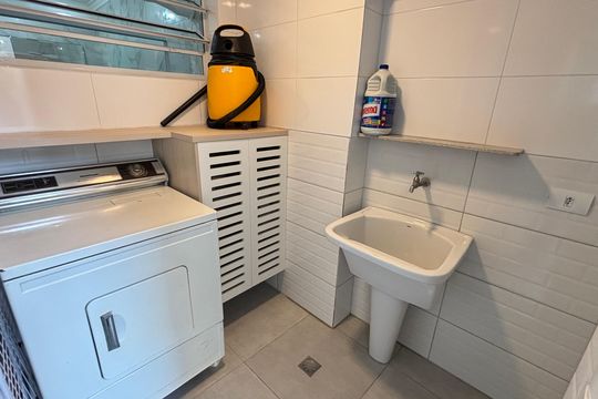 Área de Serviço de casa à venda com 3 quartos, 191m² em Jardim Paraiso, Santo André