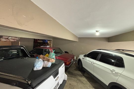 Garagem de casa à venda com 3 quartos, 191m² em Jardim Paraiso, Santo André