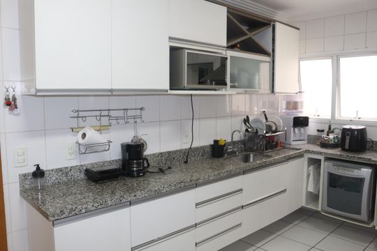 Cozinha de apartamento à venda com 3 quartos, 154m² em Santa Paula, São Caetano do Sul
