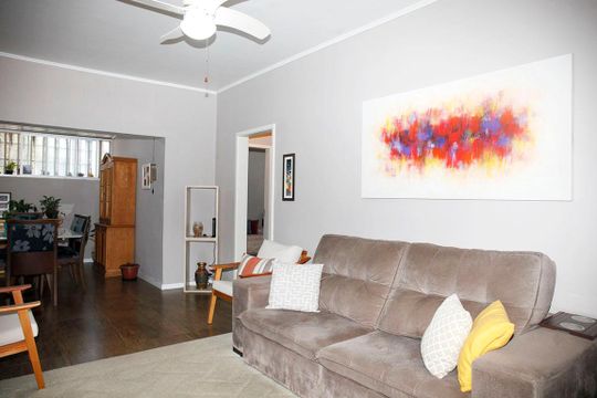 Sala de Estar de apartamento à venda com 2 quartos, 72m² em Santana, Porto Alegre