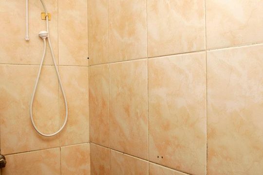 Banheiro de apartamento à venda com 2 quartos, 72m² em Santana, Porto Alegre