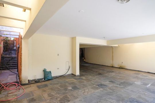 Garagem de casa à venda com 4 quartos, 456m² em Santa Maria, São Caetano do Sul