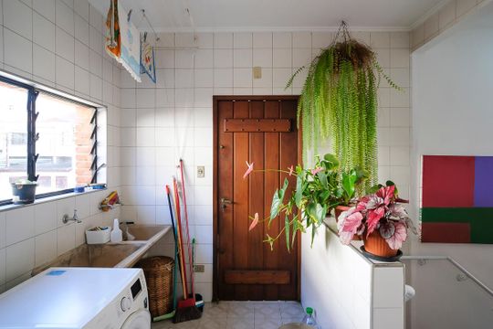 Área de serviço de casa à venda com 4 quartos, 456m² em Santa Maria, São Caetano do Sul