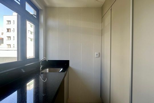 Área de serviço  de apartamento à venda com 2 quartos, 71m² em Sion, Belo Horizonte