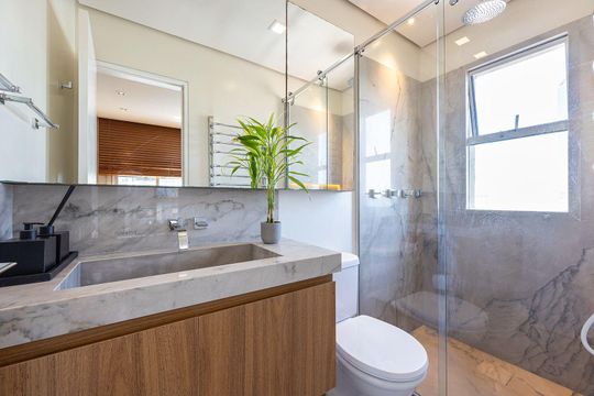 Banheiro de apartamento à venda com 2 quartos, 103m² em Vila Olímpia, São Paulo
