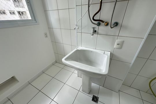 Área de Serviço de apartamento para alugar com 2 quartos, 57m² em Vila Nossa Senhora da Escada, Barueri