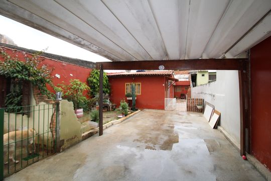 Quintal de casa à venda com 3 quartos, 120m² em Vila Dionisia, São Paulo