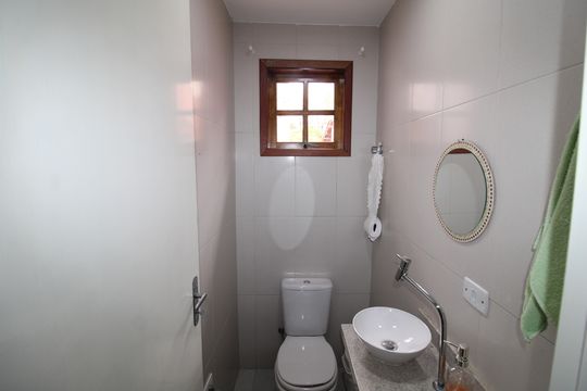 Lavabo de casa à venda com 3 quartos, 120m² em Vila Dionisia, São Paulo