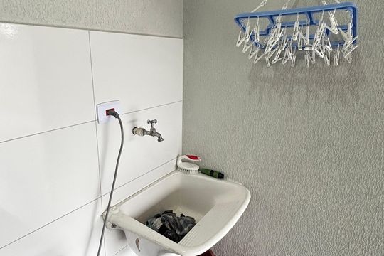 Área de Serviço de casa à venda com 2 quartos, 145m² em Vila Curuçá, Santo André