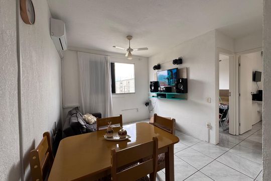Sala de apartamento à venda com 2 quartos, 40m² em Santos Dumont, São Leopoldo