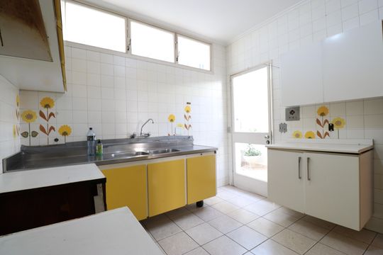 Cozinha de casa à venda com 2 quartos, 208m² em Bela Aliança, São Paulo