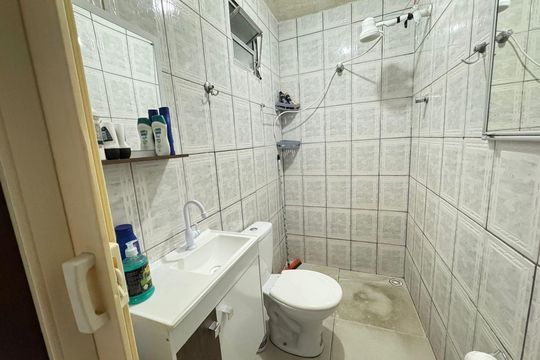 Banheiro 1 de casa à venda com 4 quartos, 101m² em Jardim Leblon, São Bernardo do Campo