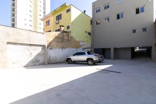 Garagem de kitnet/studio para alugar com 0 quarto, 41m² em Vila Augusta, Guarulhos