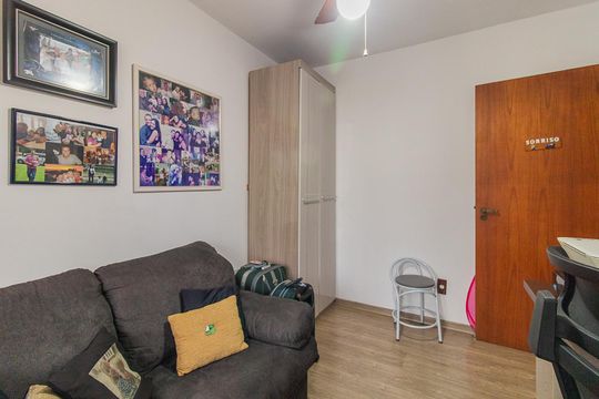 Quarto 2 de casa de condomínio à venda com 3 quartos, 126m² em Vila Nova, Porto Alegre