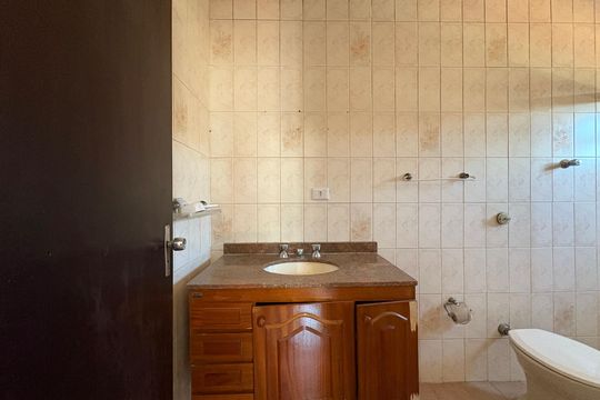 Banheiro da Suíte 3 de casa à venda com 3 quartos, 146m² em Vila Humaita, Santo André