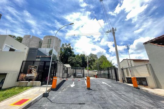 Fachada de apartamento à venda com 2 quartos, 44m² em Jardim Rosa de Franca, Guarulhos