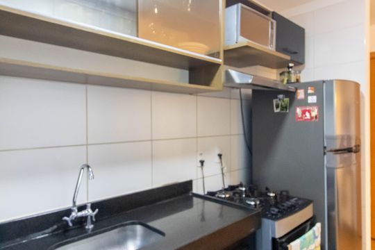 Cozinha de apartamento à venda com 2 quartos, 44m² em Jardim Rosa de Franca, Guarulhos