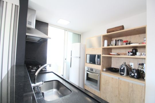 Cozinha de apartamento para alugar com 2 quartos, 62m² em Vila Andrade, São Paulo
