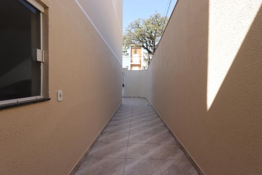 Quintal de casa à venda com 2 quartos, 104m² em Parque das Nações, Santo André